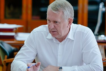 Депутаты готовятся к парламентской сессии